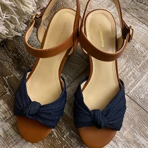 Liz Claiborne Denim & Cork 3” Wedge Sandals 6M